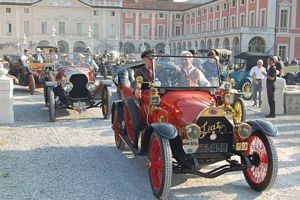 Gara di auto d'epoca Torino - Asti - Torino